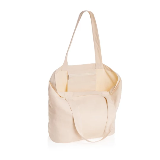 The Impact AWARE™ 240gsm recycled canvas shopper with pocket undyed is the perfect way to carry your essentials wherever you go. This spacious shopper provides sufficient space for all your daily needs. Including a small inner pocket. The recycled ca-1