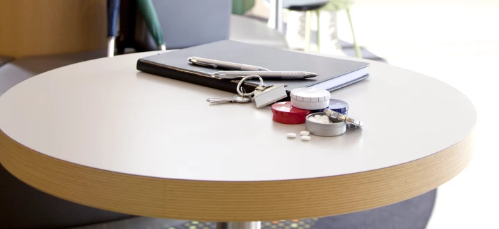 Box mit Pfefferminzbonbons (V4714-05)-1