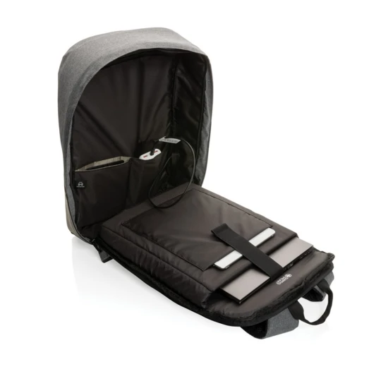 Plecak chroniący przed kieszonkowcami Swiss Peak AWARE™ RPET (P763.132)-1