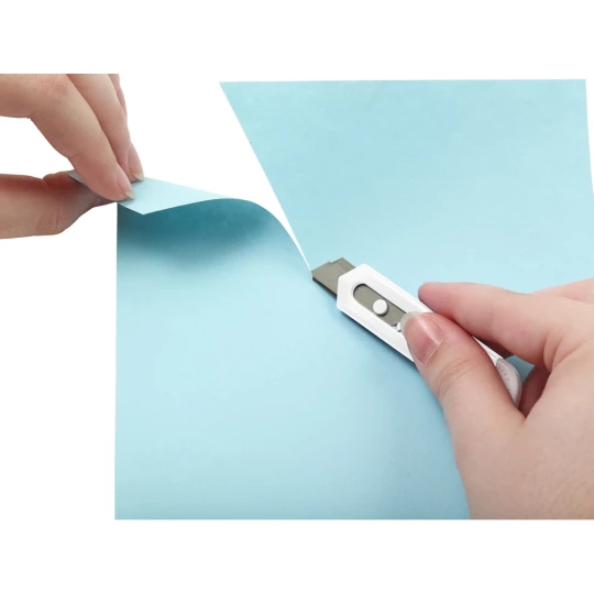 Mały nóż do tapet (V9733-02)-1