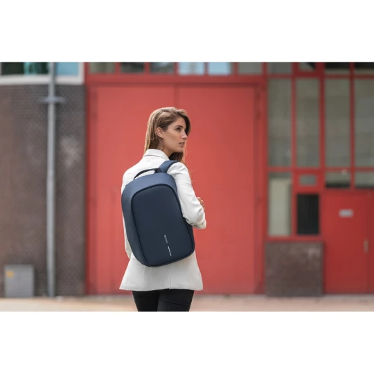 Bobby Hero Small plecak chroniący przed kieszonkowcami (P705.705)-1