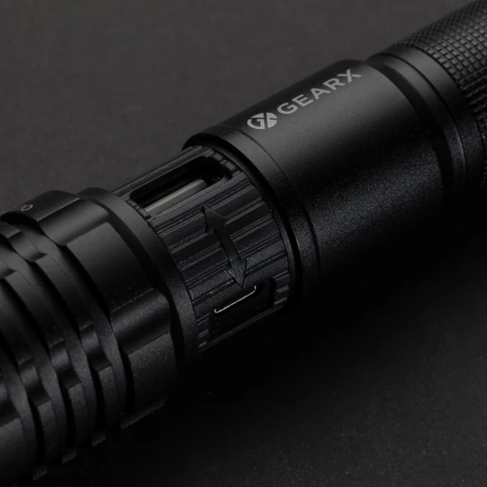 Latarka Gear X, ładowana przez USB (P513.851)-1
