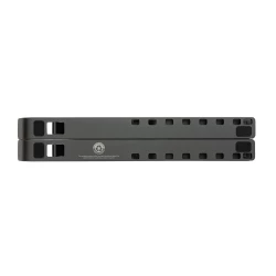Aluminium laptop stand made with RCS (Recycled Claim Standard) certified recycled aluminium and TPU. Total recycled content: 99% based on total item weight. RCS certification ensures a completely certified supply chain of the recycled materials. The -7