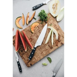Santoku knife made of X50CrMoV15 German steel with a Pakkawood handle. The easy-grip handle and superb balance in the blade makes the knife comfortable and easy to work with. Size: 14 cm blade. (VG008-32)-7
