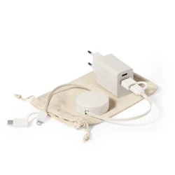 Wheat straw charging travel set, retractable charging and synchronization cable, wall charger, cotton pouch (V1355-00)