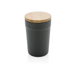 This beautiful tumbler with bamboo lid is made with GRS certified recycled PP. GRS certification ensures a completely certified supply chain of the recycled materials. The tumbler features a bamboo lid for on the go usage. Total recycled content: 52%