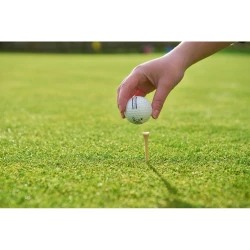 Set mit Golfzubehör aus Holz, bestehend aus 6 Holztees, 1 Bambus-Pitchgabel, 2 Holzmarkern, verpackt in einer Baumwolltasche mit Kordelzug und Anhänger im Inneren (VA881-16)-6